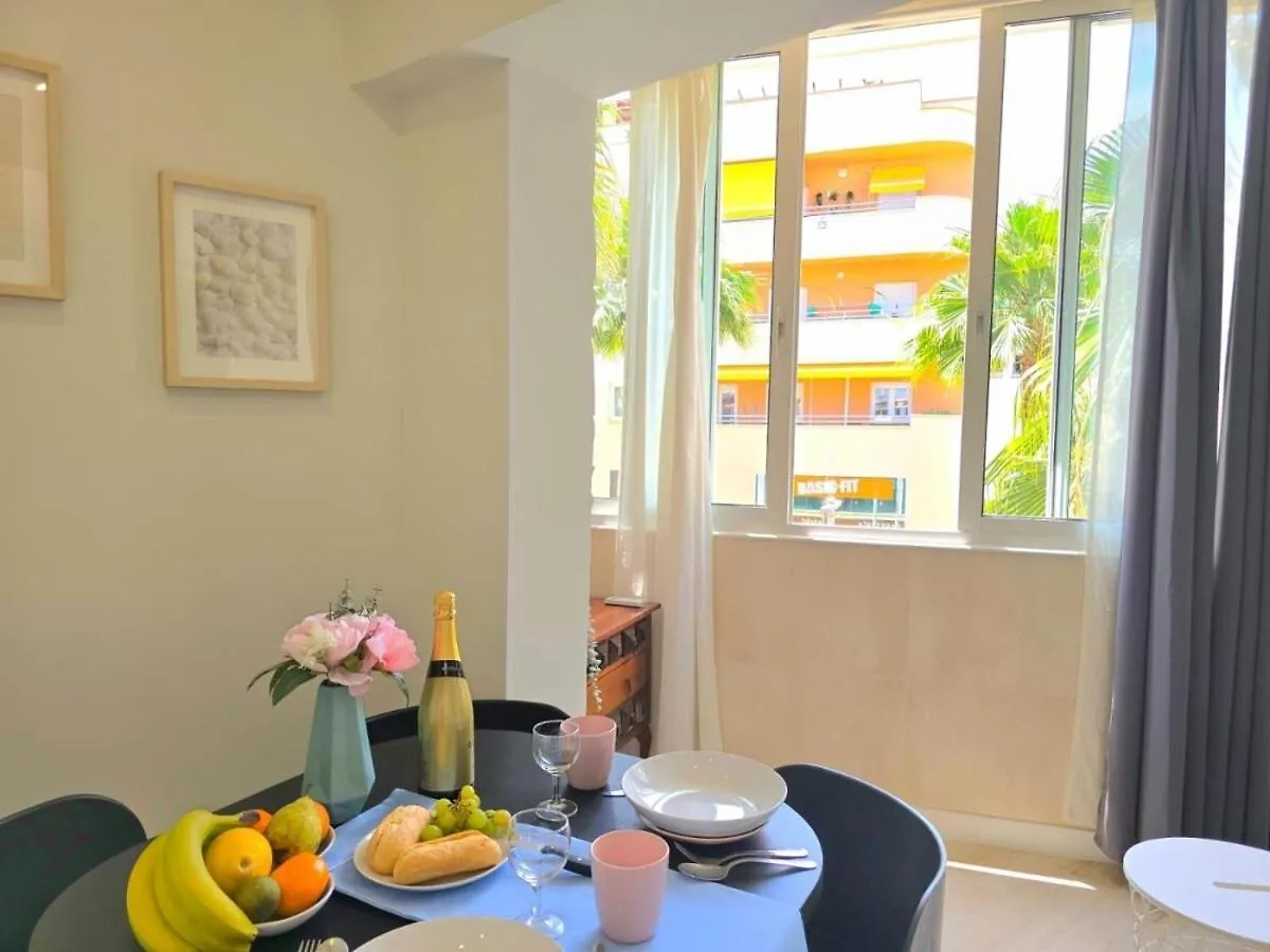Begona White Pearl City Center Studio Nogalera By Namaste Elite Torremolinos 0*,  Spagna