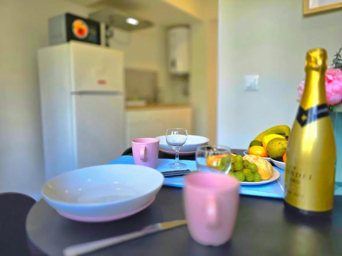 Begona White Pearl City Center Studio Nogalera By Namaste Elite Torremolinos 0*,